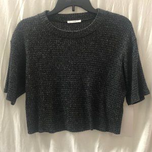 charcoal gray sweater J&G crop top